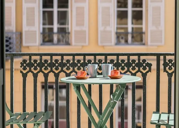 Apartman La Perle De Massena Nizza